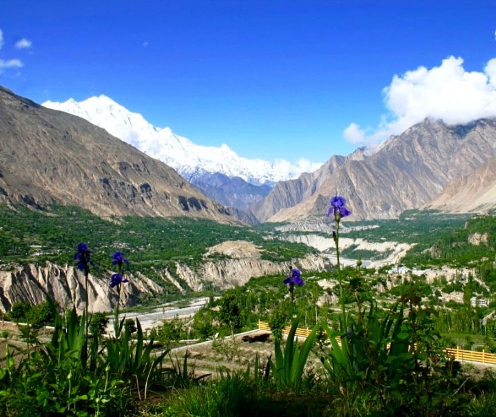 HUNZA VALLEY TOUR